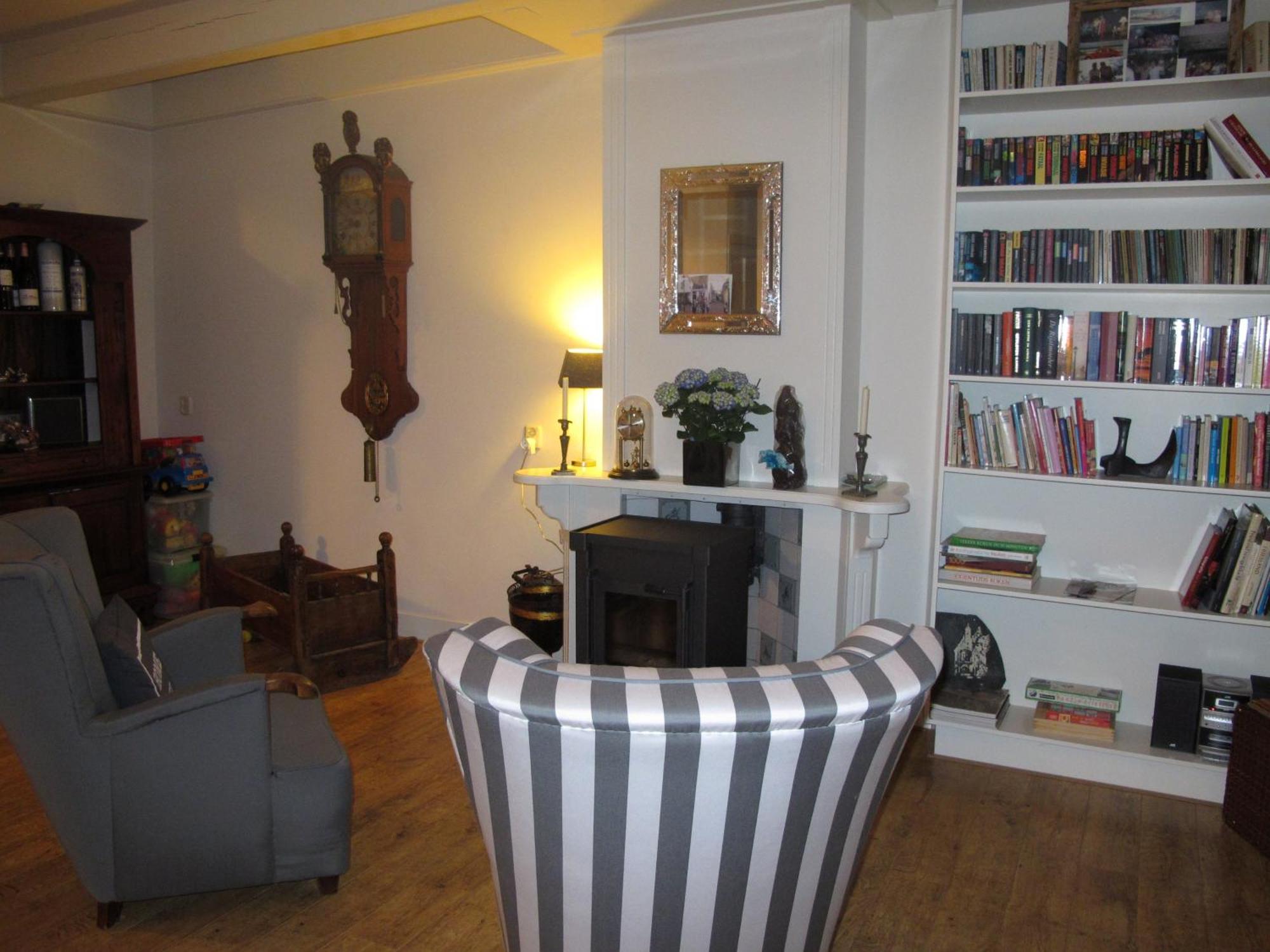 De Thuiskamer In Grou Als B&B Of Vakantiehuis Extérieur photo