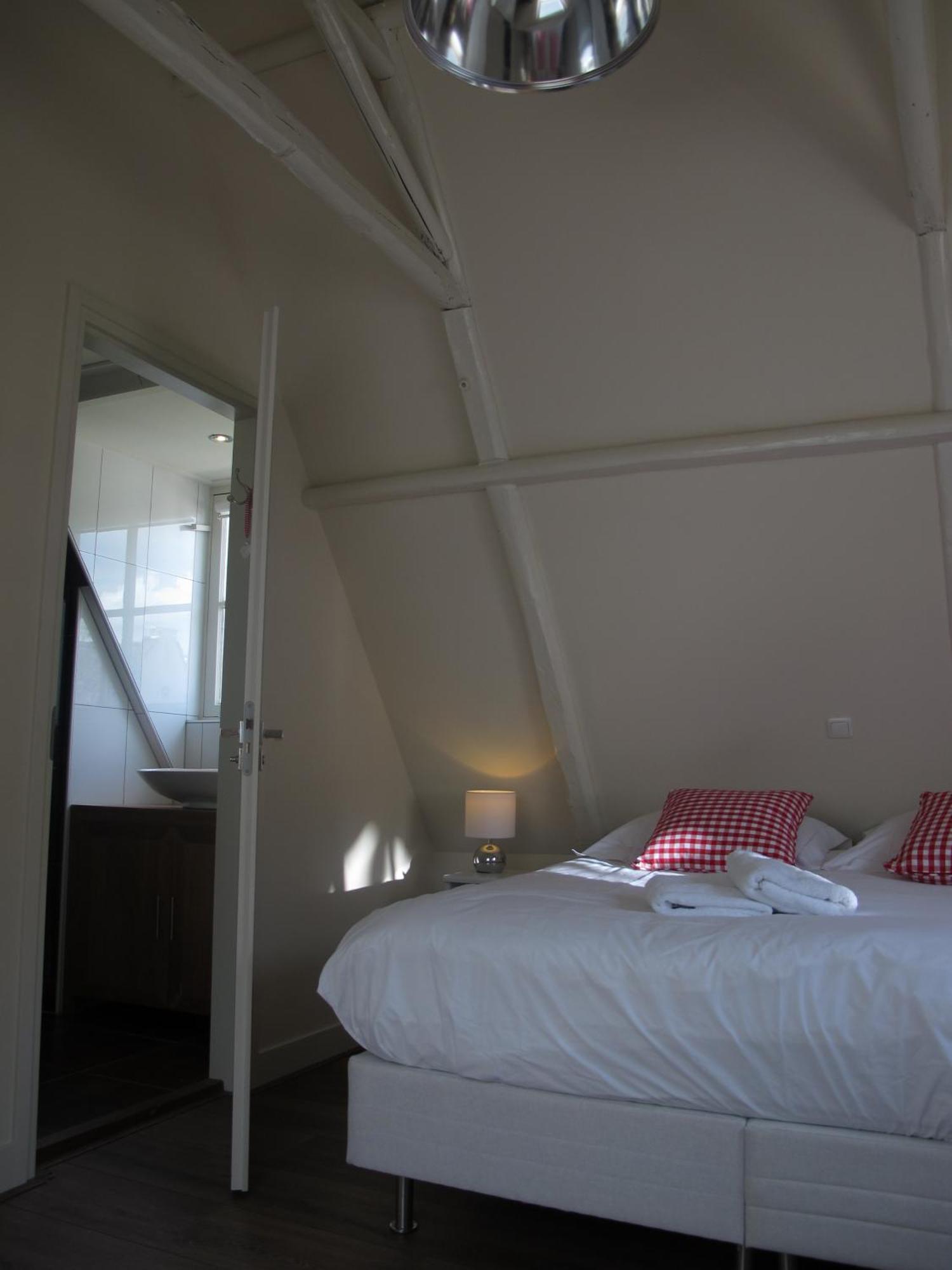 De Thuiskamer In Grou Als B&B Of Vakantiehuis Extérieur photo